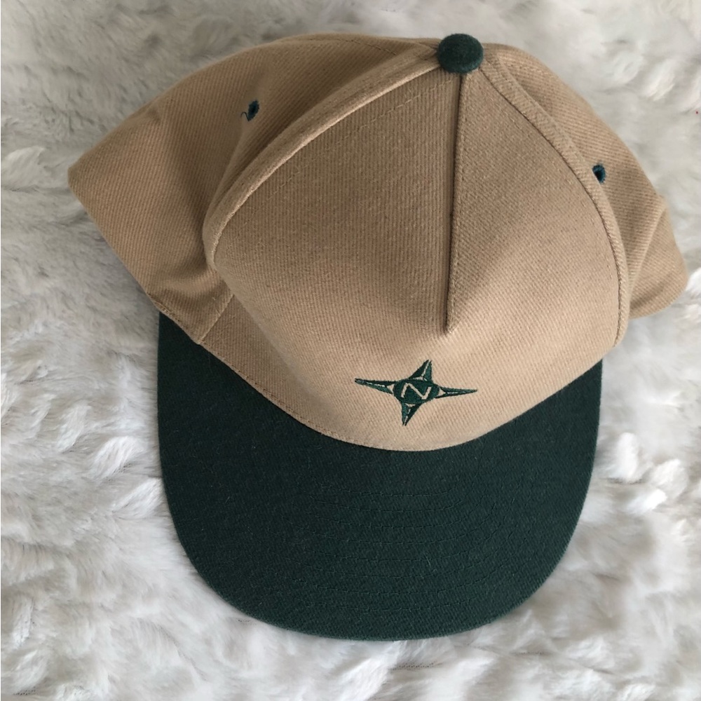 Nissun Adjustable Metal Strap back Baseball Cap/Hat NWOT
